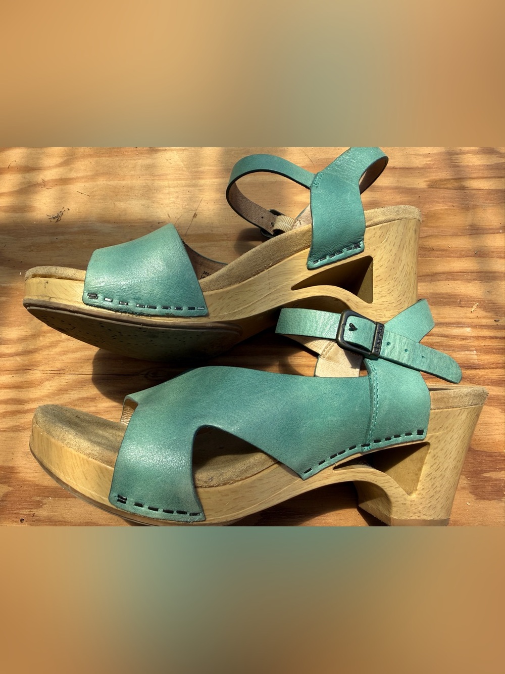 Lovely Danskos with a lot of life left! - Picture 3 of 4